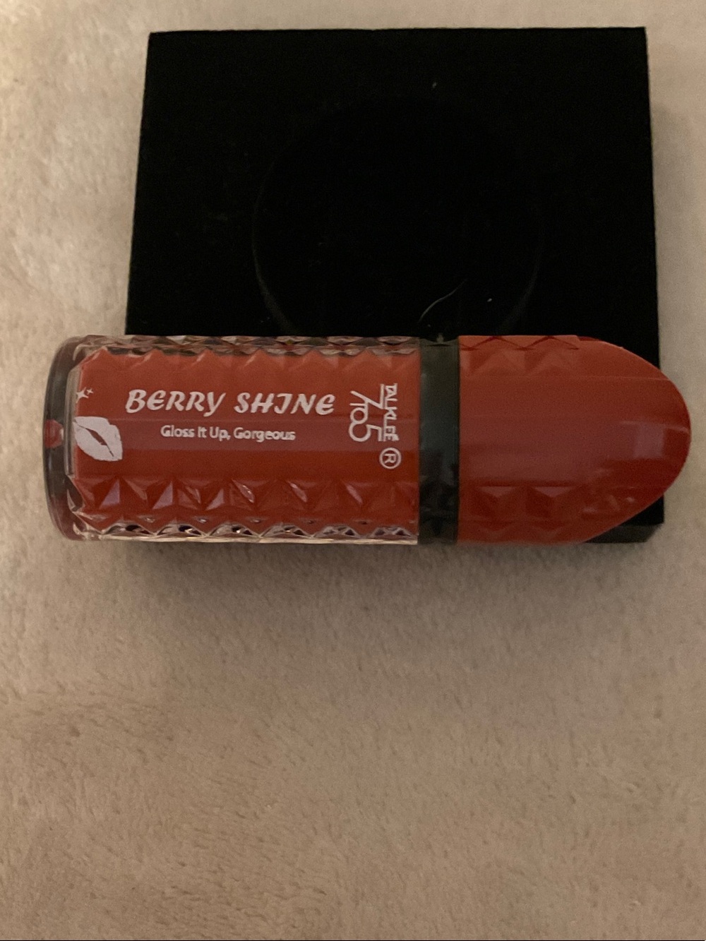 Lip Gloss - Vibrant Red Sheen